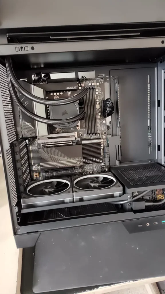 aourus-ryzen-9000-rtx-5060-ti