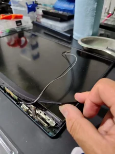 arreglar-laptop-bisagrasfixo-queretaro-reparacion