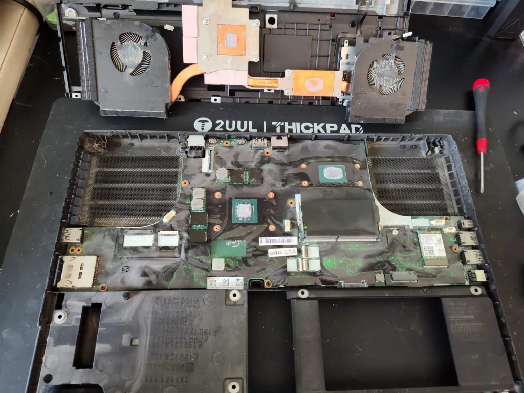 thinkpad-mantenimiento-laptop-Actualización-Lenovo-ThinkPad-P52-SSD-FIXO-Queretaro