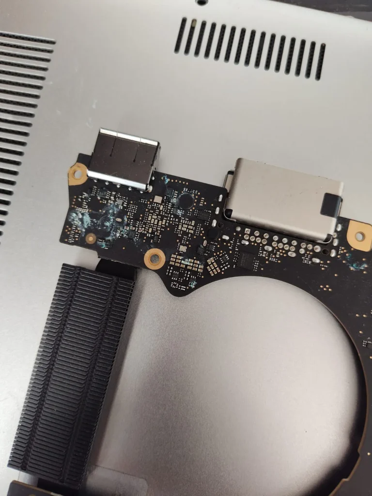m3-mac-mojada-fixo-reparacion
